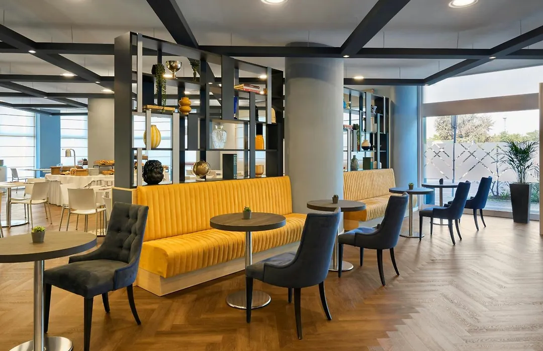 Four Points Flex By Sheraton Bologna Airport-1