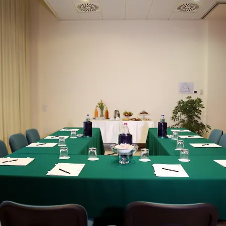 Phi Hotel Emilia-3