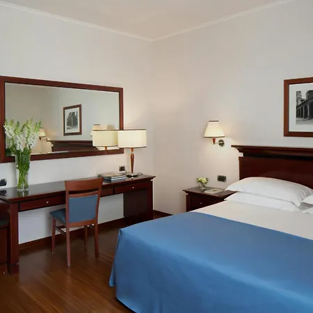 Starhotels Excelsior-3